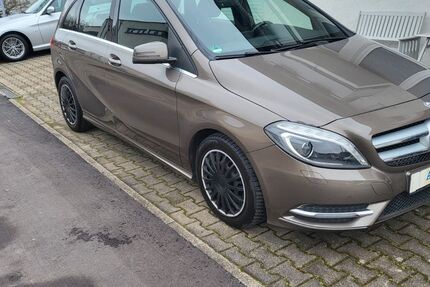 Mercedes-Benz B 180 137.000 km 12.298 &euro; Winterbach 73650