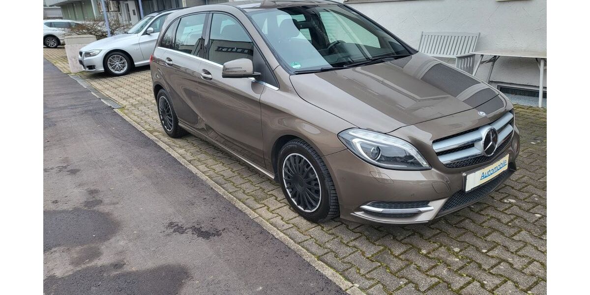 Mercedes-Benz B 180 137.000 km 12.298 &euro; Winterbach 73650