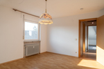 Sonnige Dachgeschoss-Oase mit PV-Anlage und Balkon - Etagenwohnung Schorndorf | Angebot:26548615