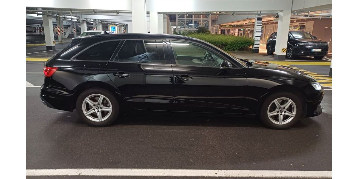 Audi A4 210.000 km 15.900 &euro; Esslingen am Neckar 73733