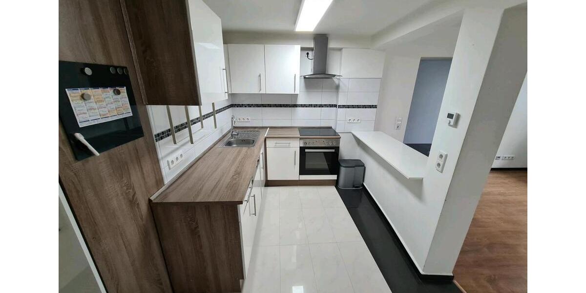 Erdgeschoßwohnung Stuttgart Luginsland - 2 Zimmer, 1.120&euro; | Angebot:19745056