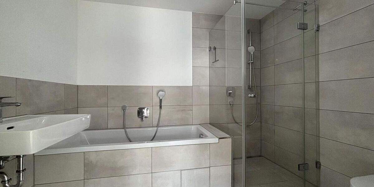 Etagenwohnung Friolzheim - 3 Zimmer, 90 m&sup2;, 1.150&euro; | Angebot:25707608