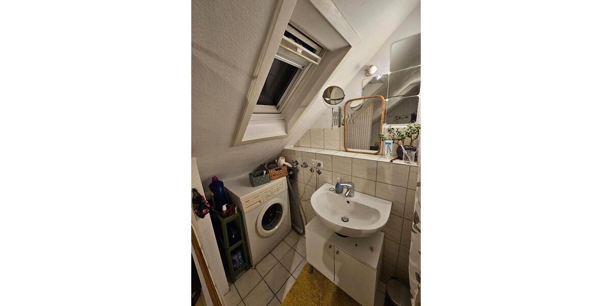 Dachgeschoßwohnung Stuttgart Stuttgart-West - 3 Zimmer, 50 m&sup2;, 1.200&euro; | Angebot:25328104