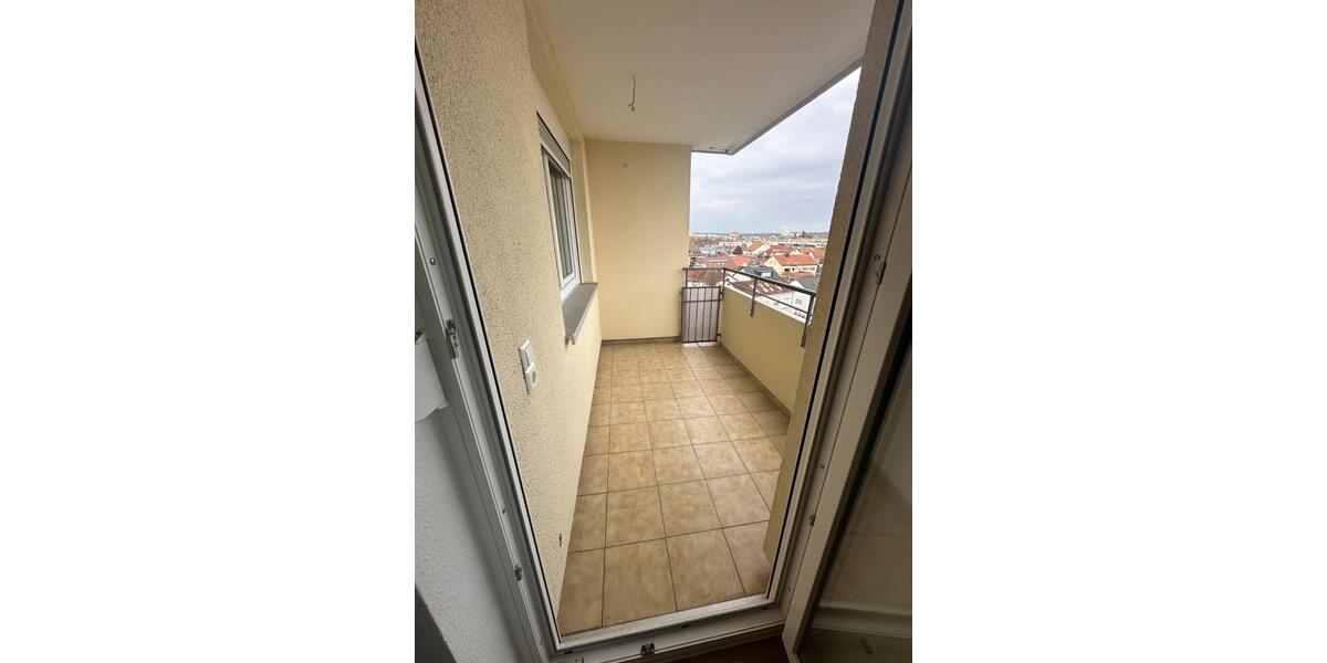 Hochparterre Sindelfingen Sindelfingen (Stadt) - 3.5 Zimmer, 90 m&sup2;, 1.300&euro; | Angebot:24870119