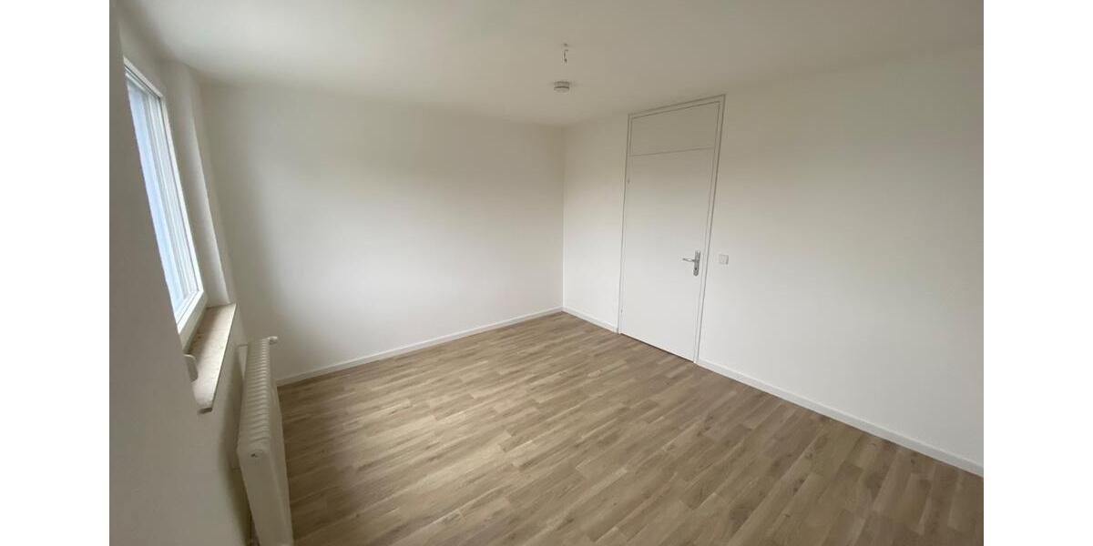 Etagenwohnung Backnang - 3 Zimmer, 75 m&sup2;, 850&euro; | Angebot:27581964