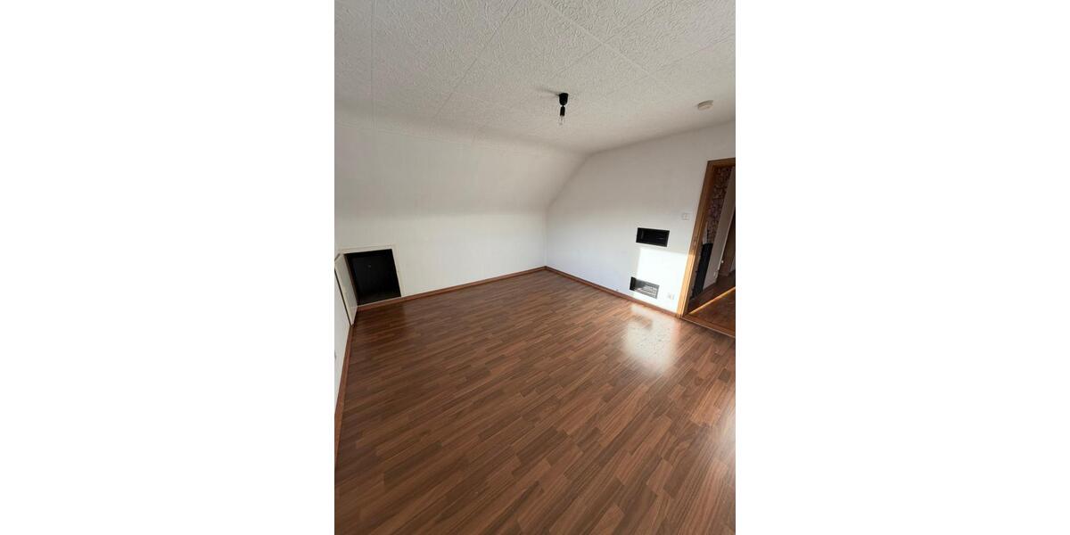 Dachgeschoßwohnung Böblingen - 3 Zimmer, 58 m&sup2;, 965&euro; | Angebot:24466351