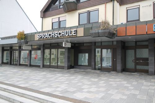 Gewerbeobjekt Sersheim - 1.200&euro; | Angebot:24774902