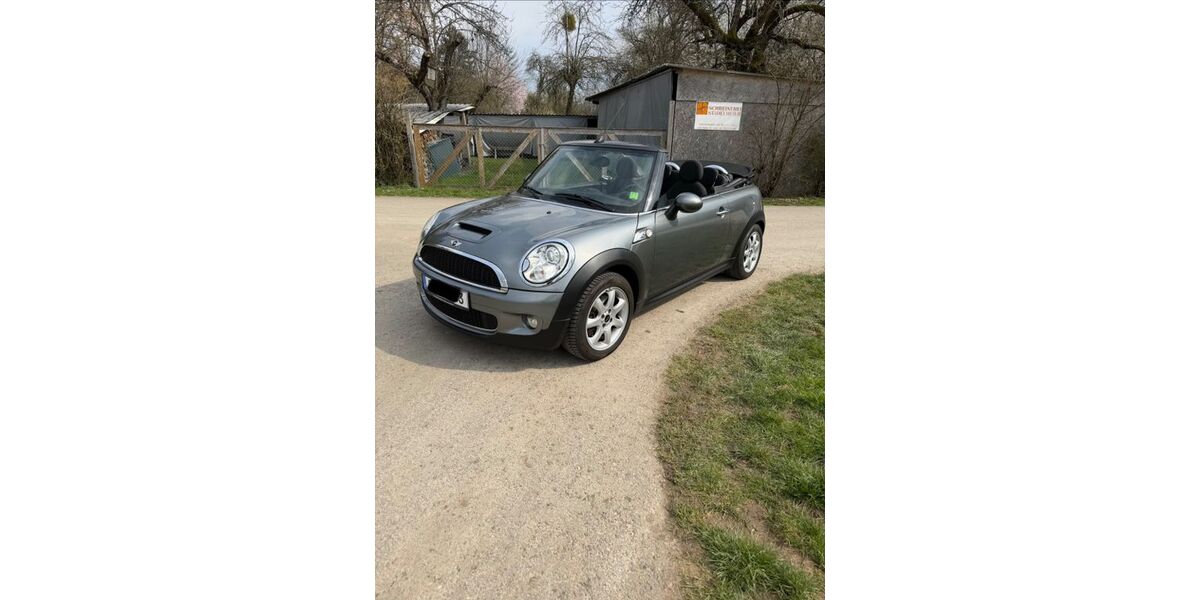 Mini Cooper S Cabrio 139.000 km 8.900 &euro; Stuttgart 70563