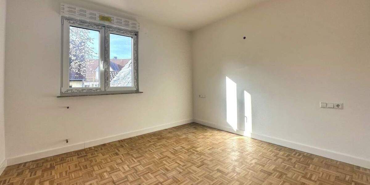 Etagenwohnung Remseck Hochdorf - 4 Zimmer, 100 m&sup2;, 397.000&euro; | Angebot:25801799