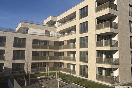 Wohnung Leonberg - 3 Zimmer, 80 m&sup2;, 1.498&euro; | Angebot:23644755