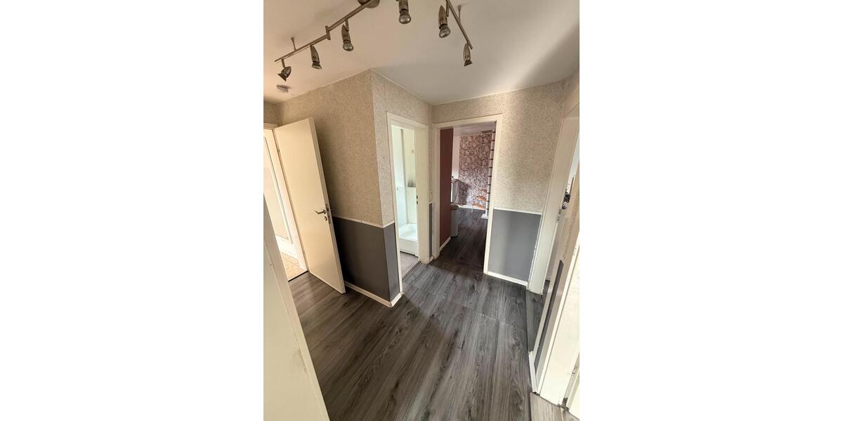 Mehrfamilienhaus, Wohnhaus Marbach am Neckar - 7 Zimmer, 165 m&sup2;, 390.000&euro; | Angebot:27200397