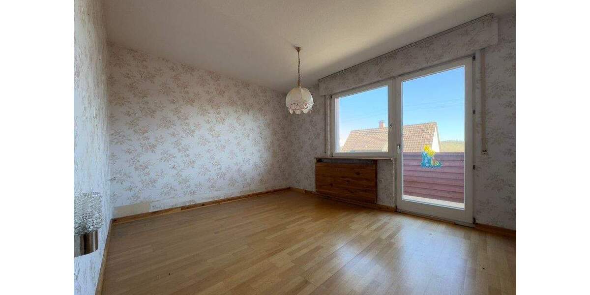 Mehrfamilienhaus, Wohnhaus Mühlacker Mühlhausen - 6 Zimmer, 148 m&sup2;, 278.500&euro; | Angebot:25695920