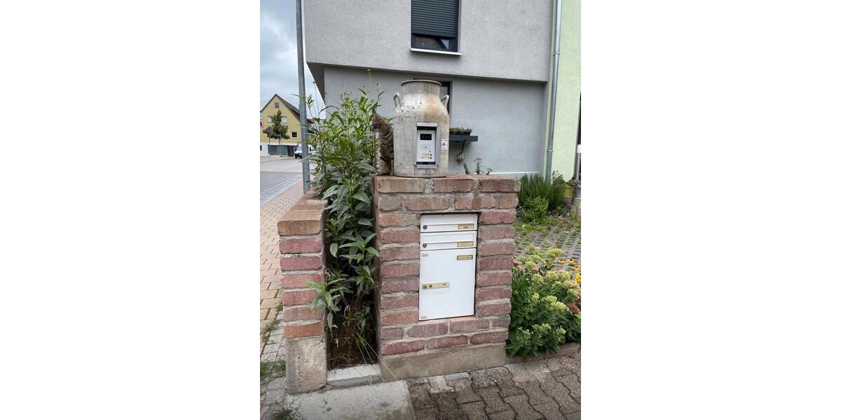 Mehrfamilienhaus, Wohnhaus Ludwigsburg Hoheneck - 20 Zimmer, 300 m&sup2;, 1.000.000&euro; | Angebot:25823883