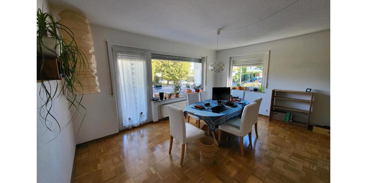 Erdgeschoßwohnung Filderstadt - 3 Zimmer, 92 m&sup2;, 1.000&euro; | Angebot:27576640