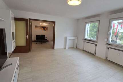 Haus Weinsberg - 12 Zimmer, 260 m&sup2;, 580.000&euro; | Angebot:23043205