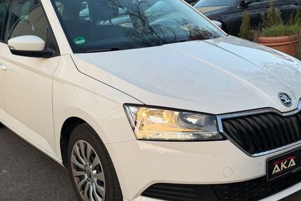 Skoda Fabia 97.300 km 10.490 &euro; Ludwigsburg 71638