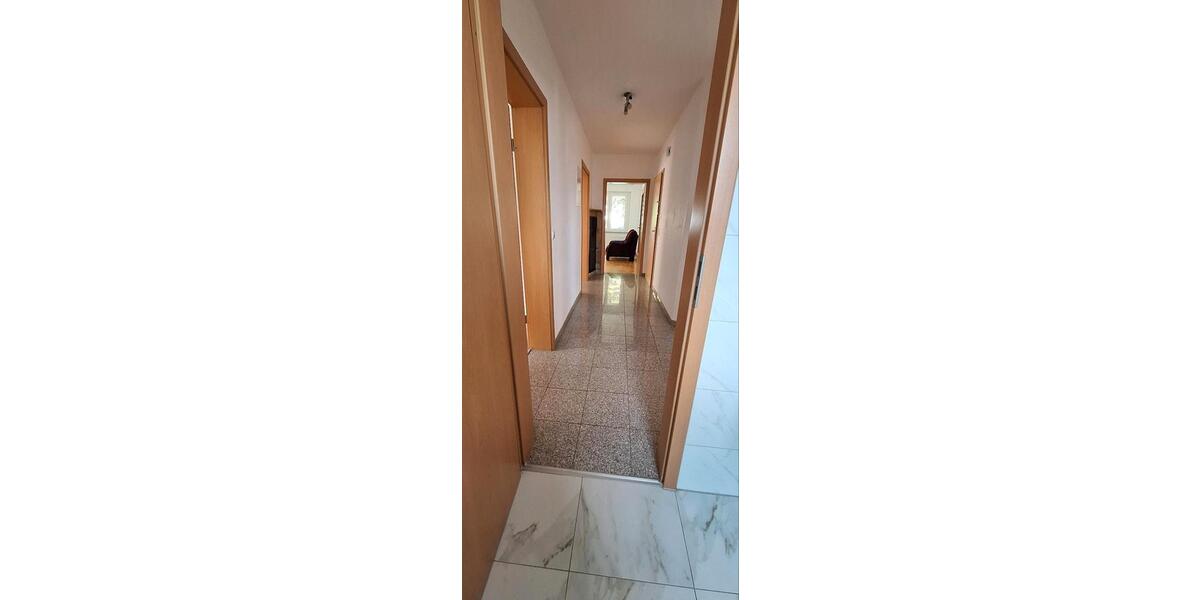 Etagenwohnung Ludwigsburg Pflugfelden - 4 Zimmer, 75 m&sup2;, 1.300&euro; | Angebot:24185121