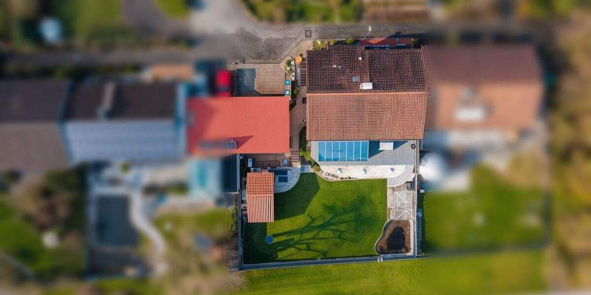 Bungalow Illingen - 6 Zimmer, 156 m&sup2;, 695.000&euro; | Angebot:25655412