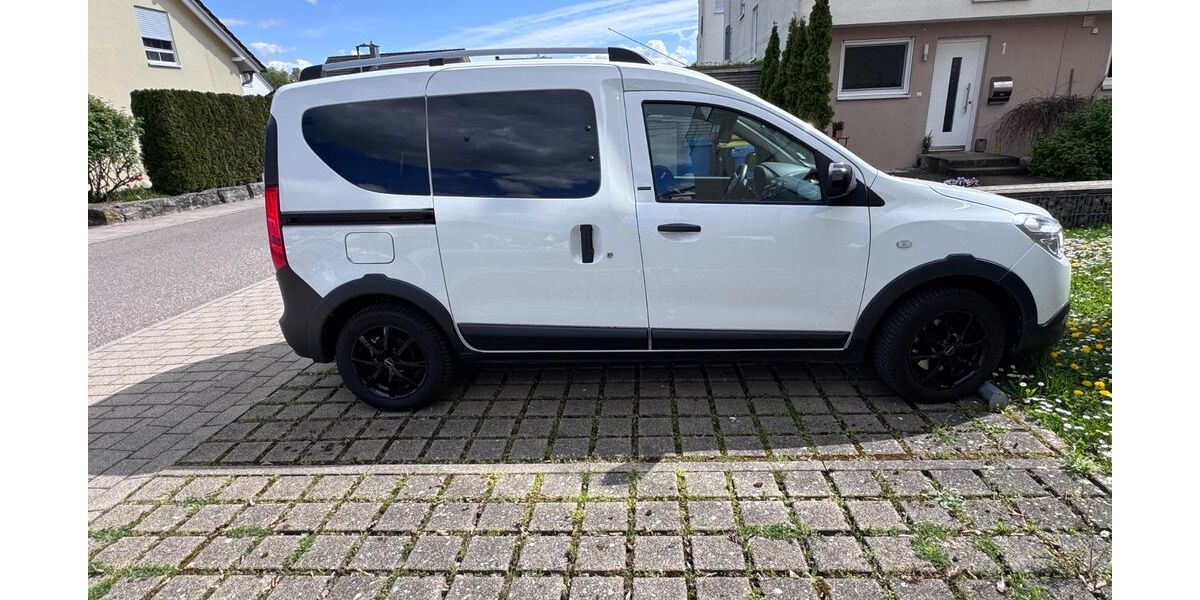 Dacia Dokker 93.500 km 11.000 &euro; Untergruppenbach 74199