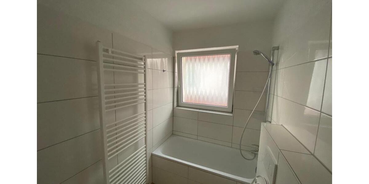 Etagenwohnung Esslingen am Neckar Brühl - 2.5 Zimmer, 64 m&sup2;, 950&euro; | Angebot:27576323