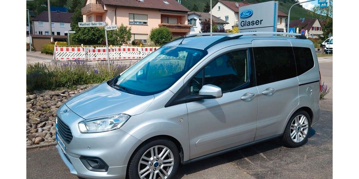Ford Tourneo Courier 80.750 km 11.490 &euro; Illingen - Schützingen 75428