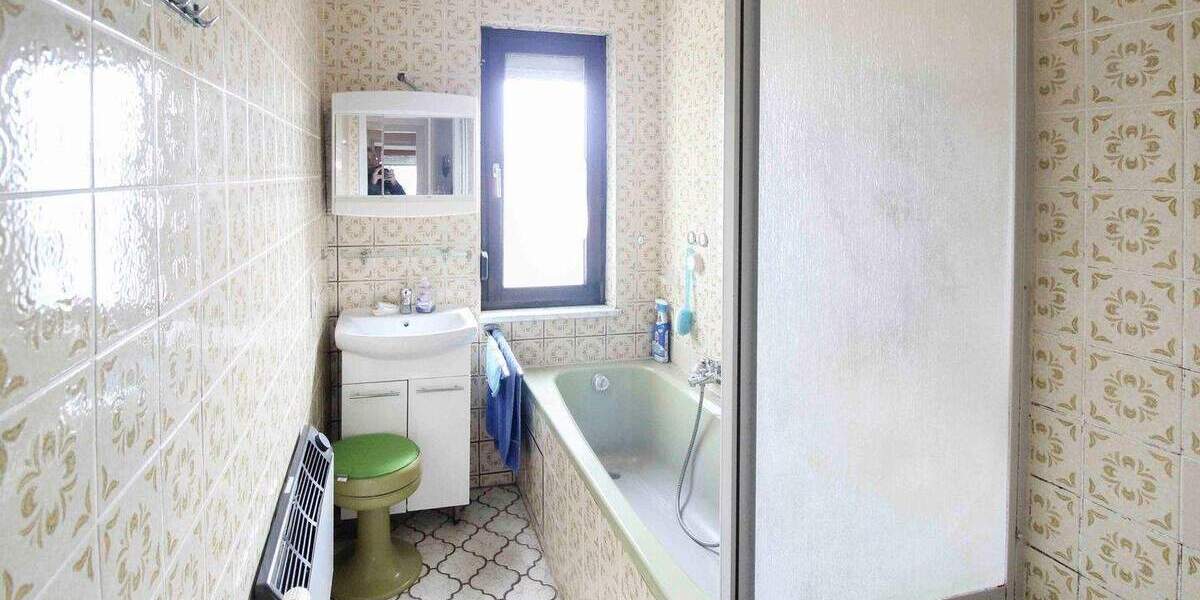 Einfamilienhaus Güglingen - 6 Zimmer, 299.000&euro; | Angebot:25782151