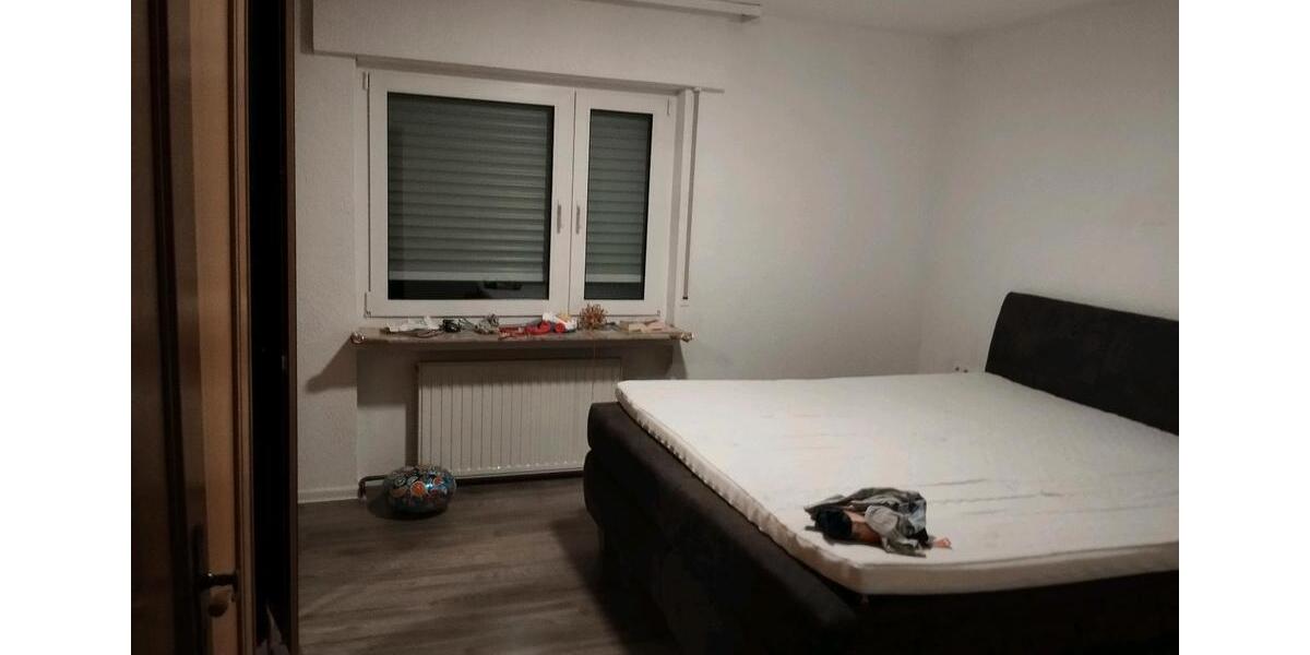 Erdgeschoßwohnung Ludwigsburg Eglosheim - 3 Zimmer, 84 m&sup2;, 1.360&euro; | Angebot:27584638