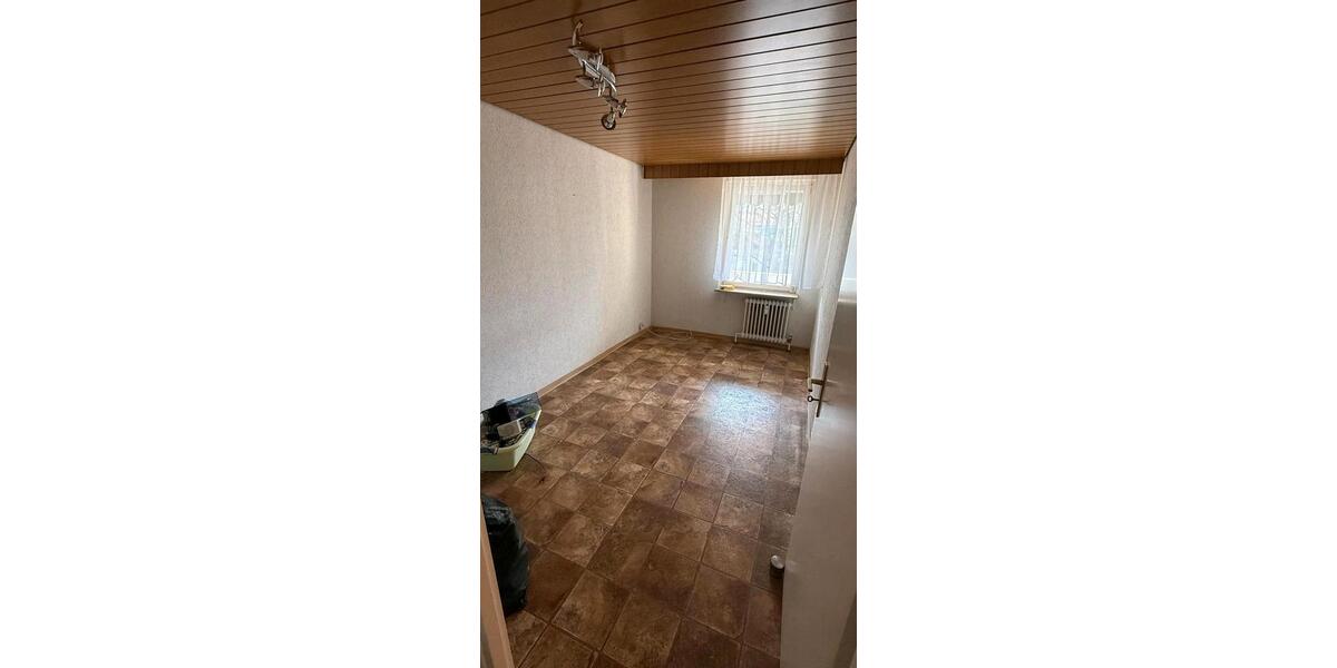 Etagenwohnung Ditzingen - 4 Zimmer, 83 m&sup2;, 280.000&euro; | Angebot:25823656