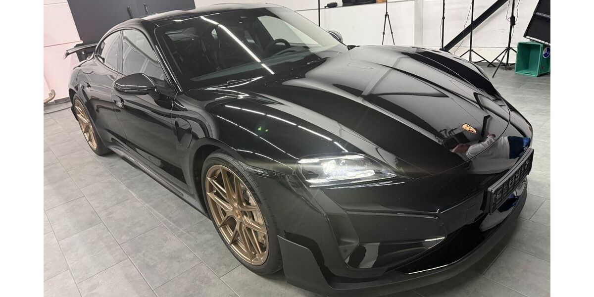 Porsche Taycan 6.790 km 184.999 &euro; Markgröningen 71706