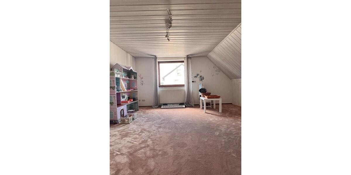 Doppelhaushälfte Lauffen am Neckar - 6 Zimmer, 119 m&sup2;, 498.000&euro; | Angebot:27213308