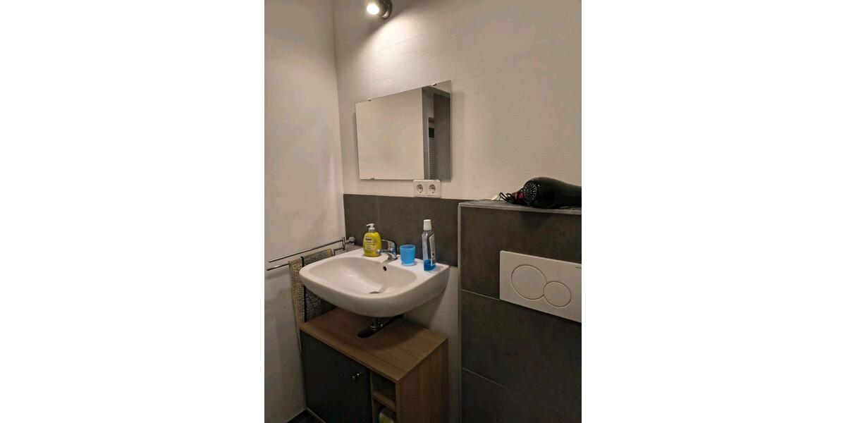 Erdgeschoßwohnung Schwieberdingen - 2 Zimmer, 35 m&sup2;, 850&euro; | Angebot:25325038