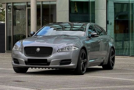 Jaguar XJ 175.000 km 11.900 &euro; Stuttgart 70173