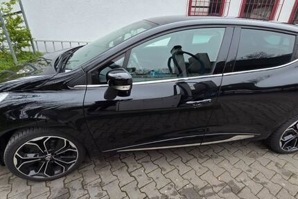Renault Clio 66.900 km 9.500 &euro; Bietigheim-Bissingen 74321