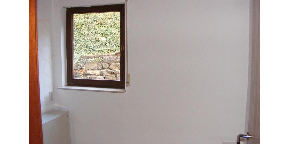 Dachgeschoßwohnung Mühlacker - 3 Zimmer, 72 m&sup2;, 770&euro; | Angebot:27576118