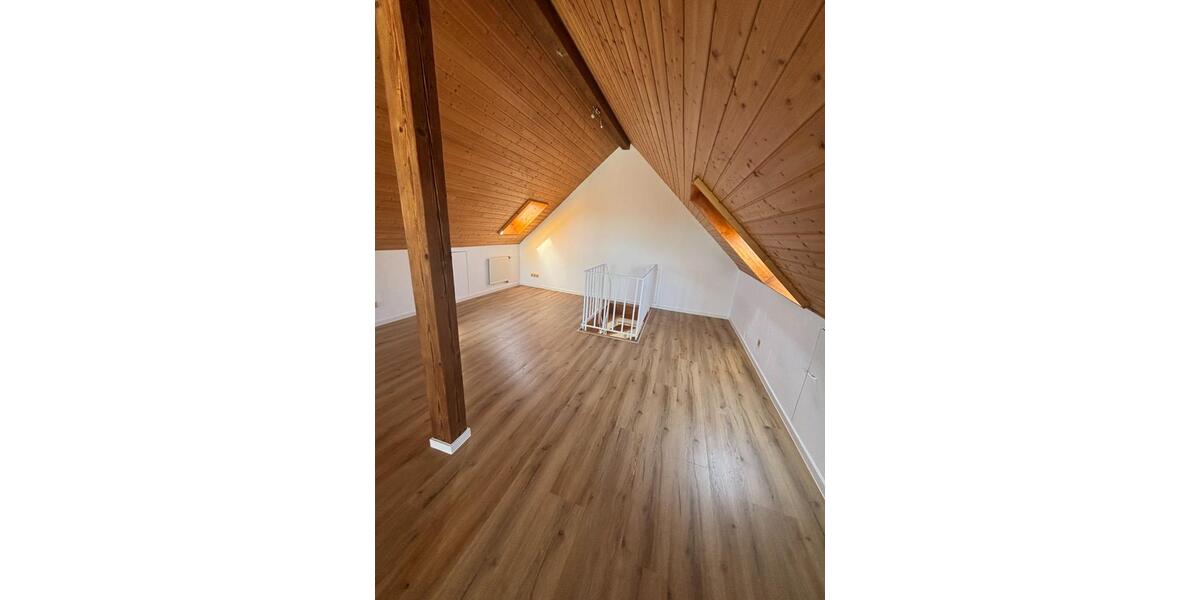 Maisonettenwohnung Markgröningen - 3 Zimmer, 115 m&sup2;, 1.150&euro; | Angebot:22224811