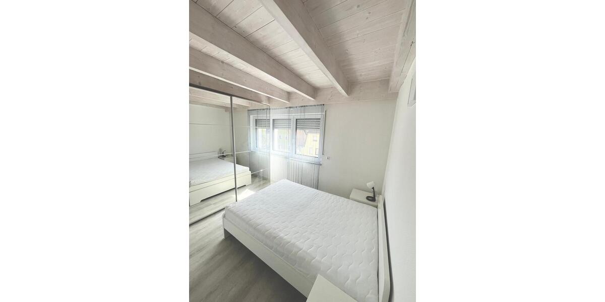 Dachgeschoßwohnung Heilbronn Böckingen - 2 Zimmer, 45 m&sup2;, 1.000&euro; | Angebot:25923410