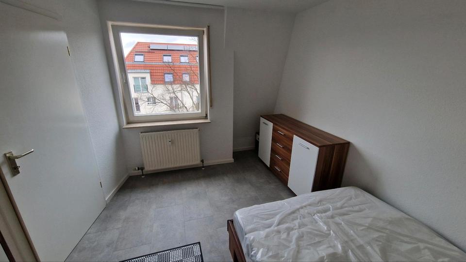 Etagenwohnung Stuttgart Bad Cannstatt - 2 Zimmer, 33 m&sup2;, 780&euro; | Angebot:25894882
