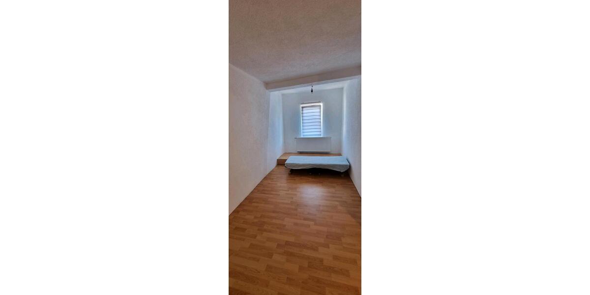 Maisonettenwohnung Weinsberg - 3.5 Zimmer, 90 m&sup2;, 1.200&euro; | Angebot:25350421
