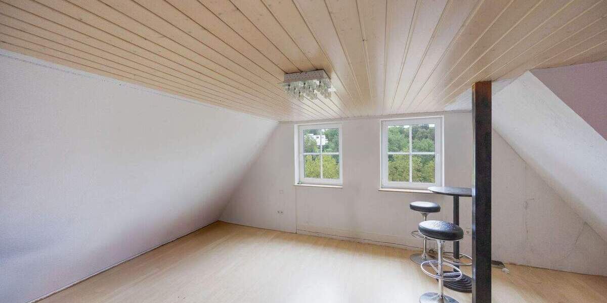 Mehrfamilienhaus, Wohnhaus Marbach am Neckar Marbach - 6 Zimmer, 160 m&sup2;, 249.000&euro; | Angebot:25742388