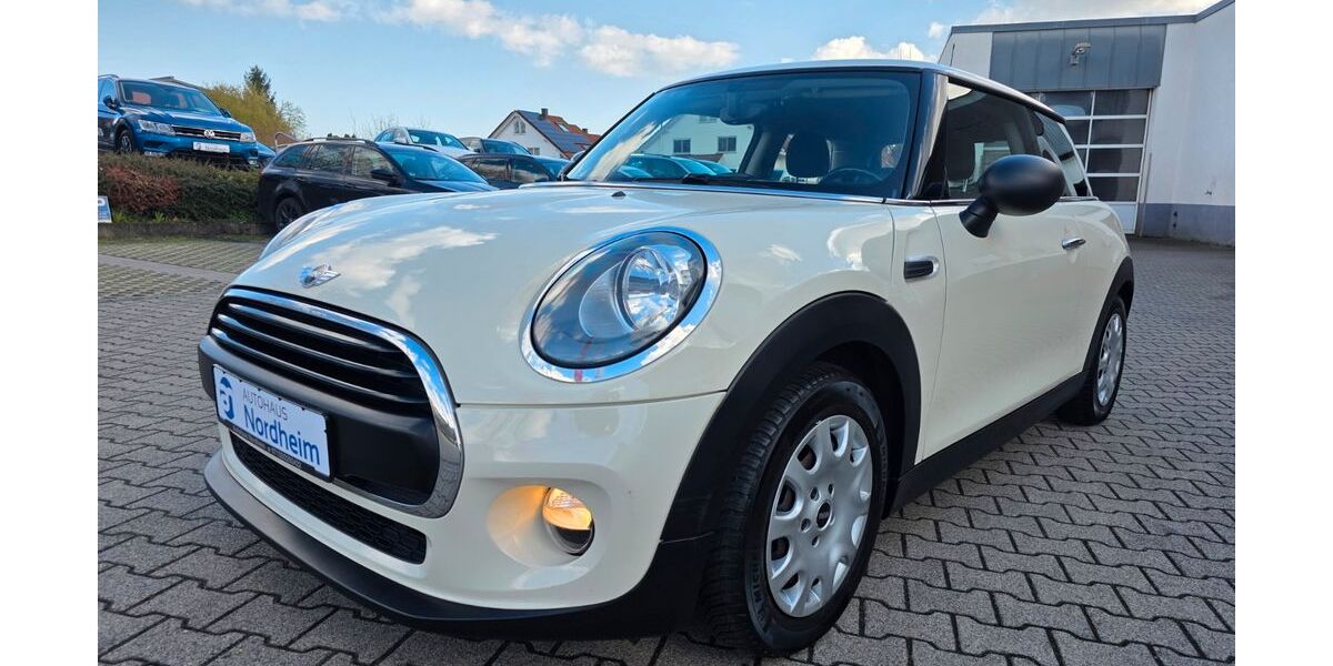 Mini ONE 136.000 km 8.890 &euro; Nordheim bei Heilbronn 74226