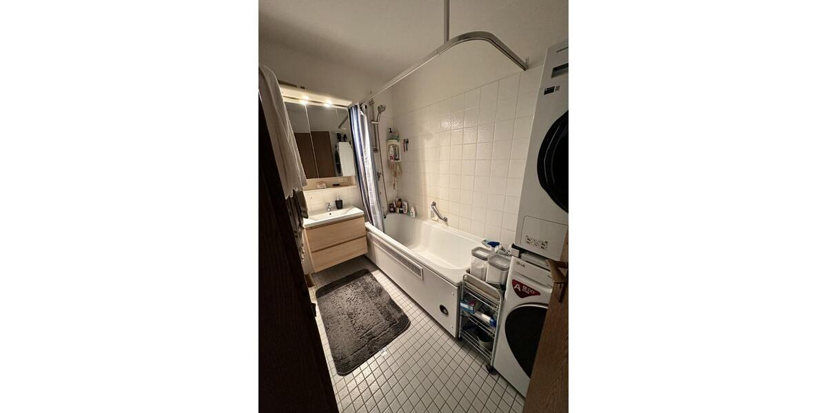 Etagenwohnung Stuttgart Hedelfingen - 3.5 Zimmer, 84 m&sup2;, 329.000&euro; | Angebot:24754788