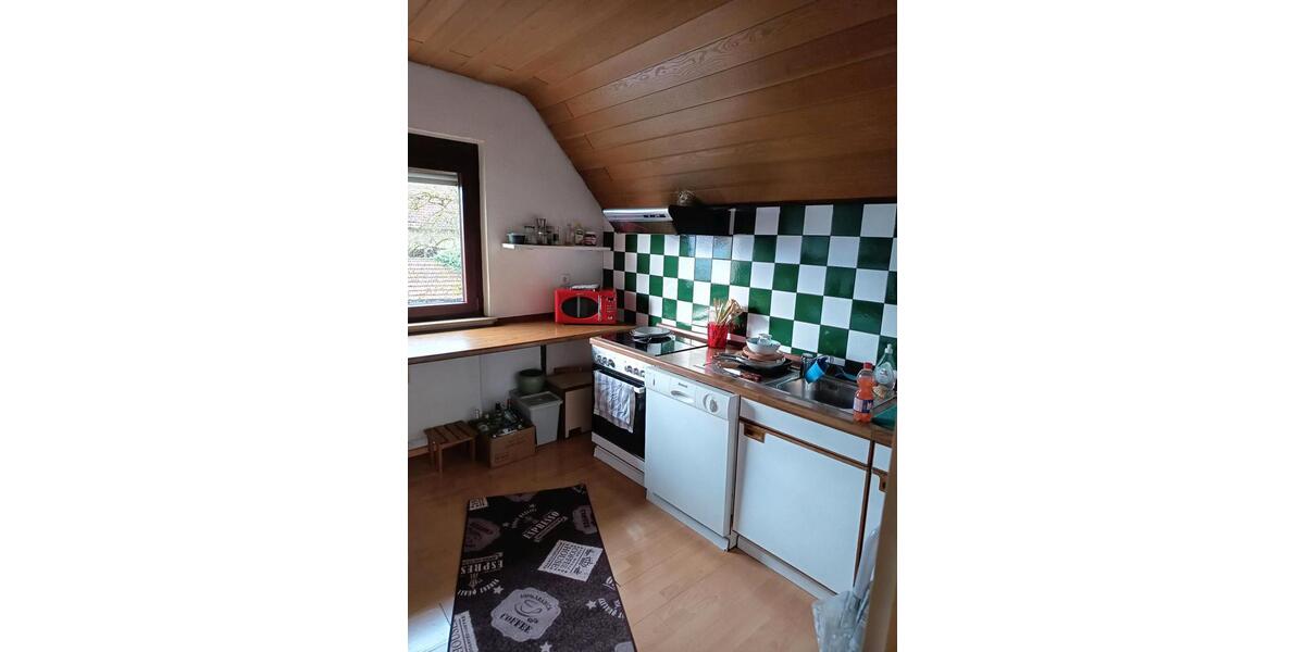 Dachgeschoßwohnung Lauffen am Neckar - 3.5 Zimmer, 80 m&sup2;, 850&euro; | Angebot:25540129