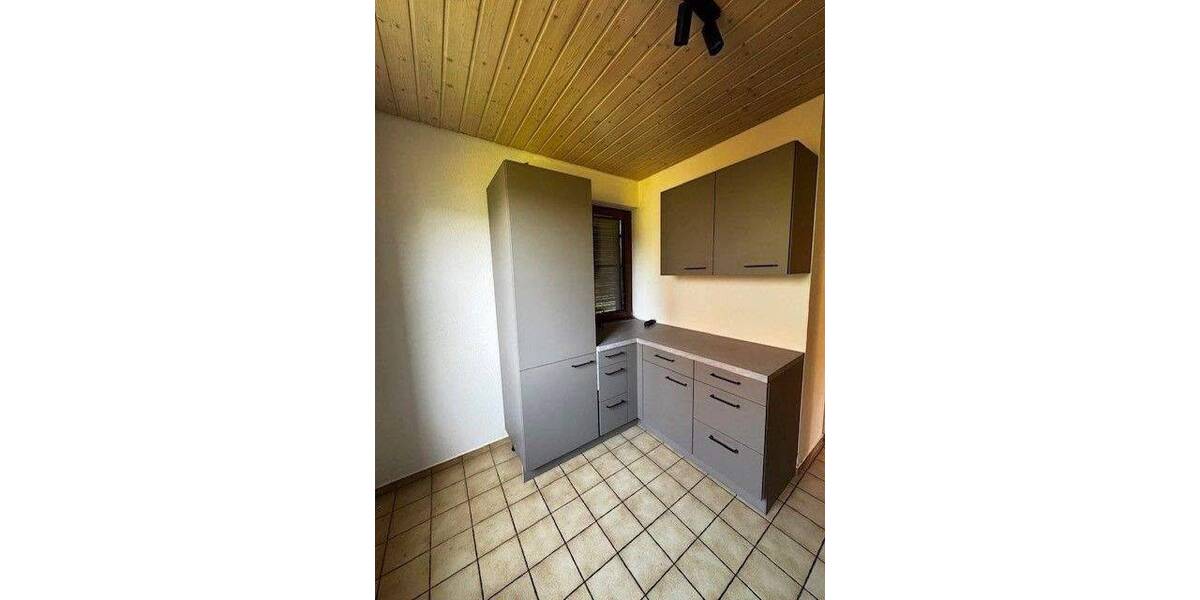 Etagenwohnung Plochingen - 3 Zimmer, 66 m&sup2;, 650&euro; | Angebot:26920384