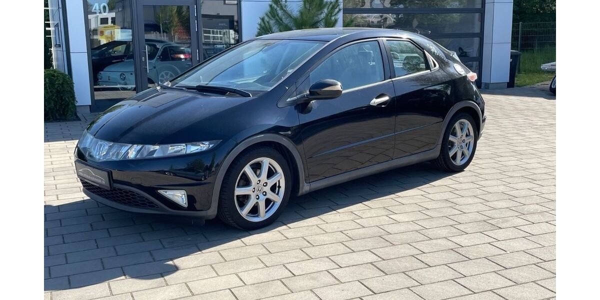 Honda Civic 77.350 km 7.999 &euro; Urbach (30km östlich von Stuttgart) 73660