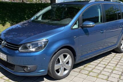 VW Touran 135.000 km 10.500 &euro; Stuttgart 70190