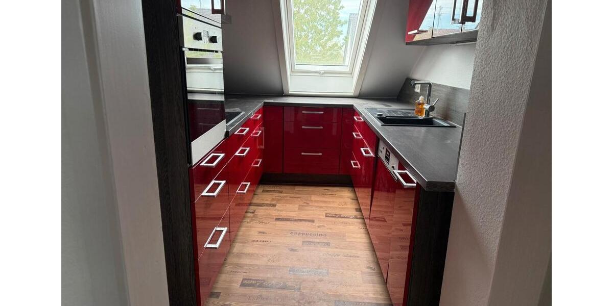 Dachgeschoßwohnung Möglingen - 3 Zimmer, 70 m&sup2;, 1.100&euro; | Angebot:26398213