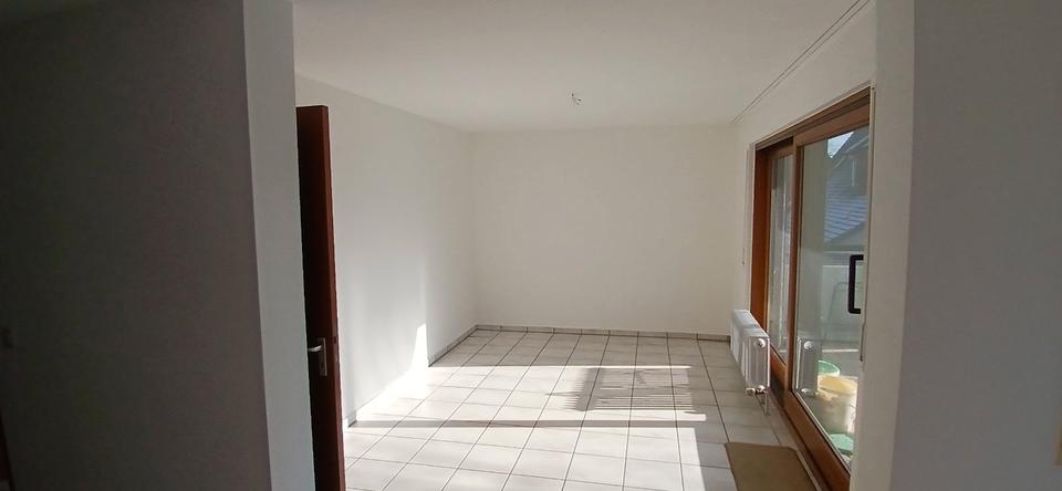Etagenwohnung Backnang - 4.5 Zimmer, 108 m&sup2;, 1.400&euro; | Angebot:26424801