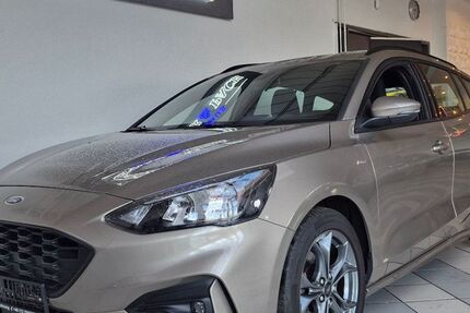 Ford Focus 30.000 km 13.999 &euro; Backnang 71522