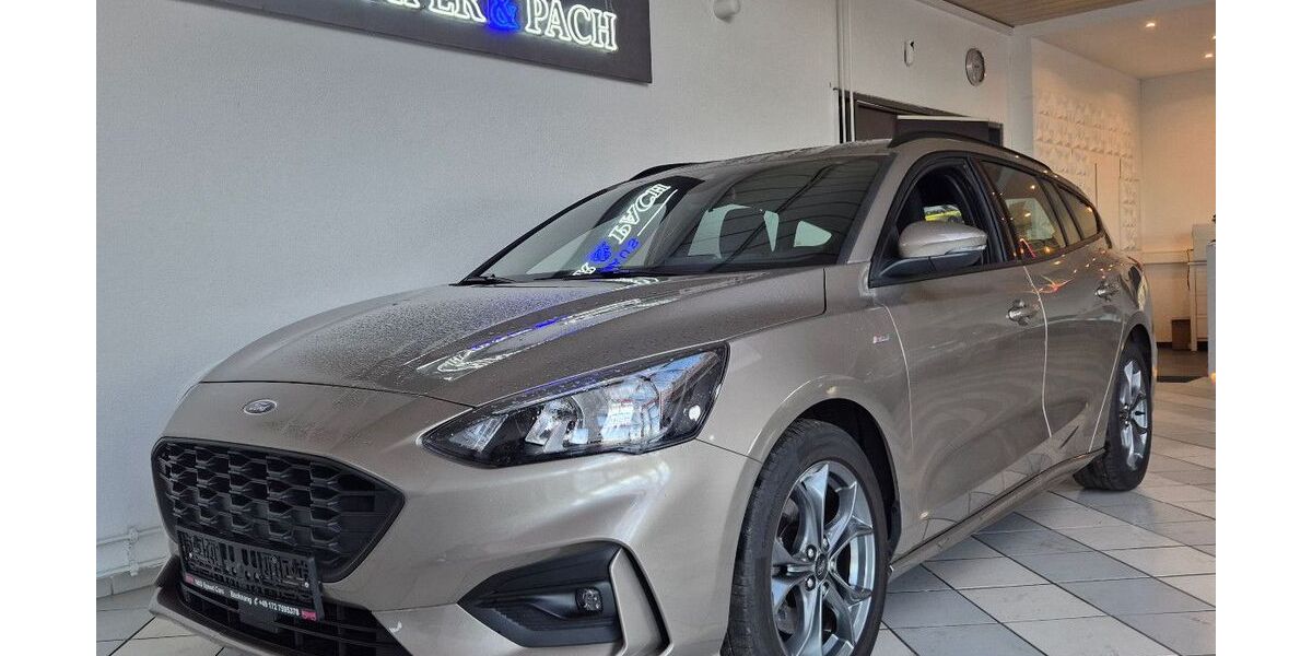Ford Focus 30.000 km 13.999 &euro; Backnang 71522