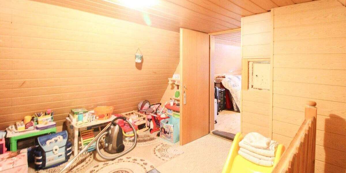 Einfamilienhaus Murrhardt - 6 Zimmer, 110 m&sup2;, 129.000&euro; | Angebot:25775447